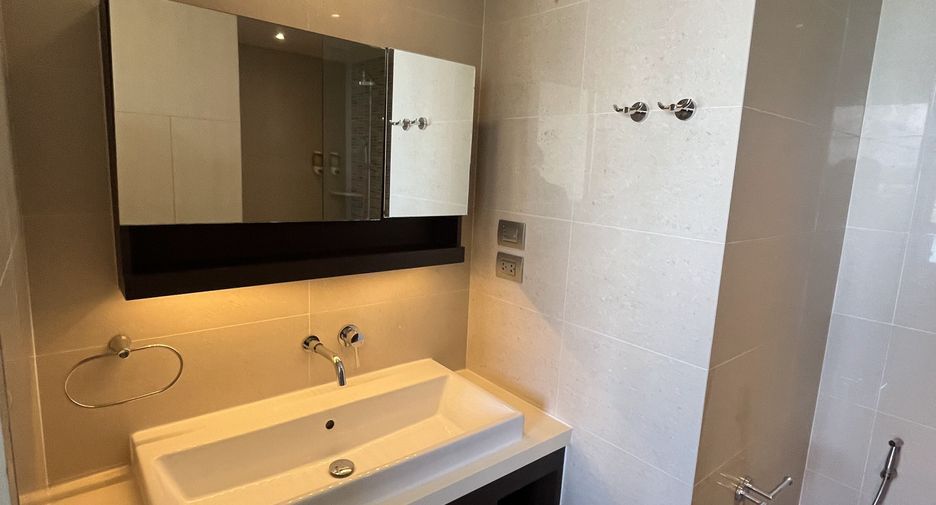 For sale 2 bedrooms condo in Thalang, Phuket