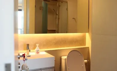 For sale 2 bedrooms condo in Khlong Toei, Bangkok