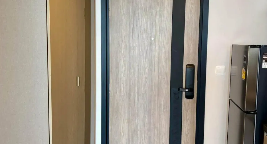 For sale 1 bed condo in Khlong Toei, Bangkok