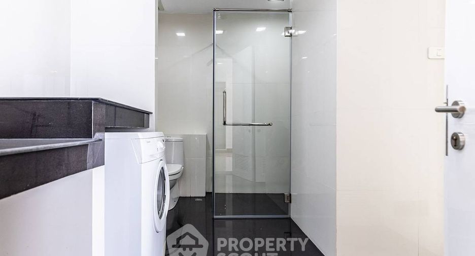 For sale 2 bedrooms condo in Jomtien, Pattaya