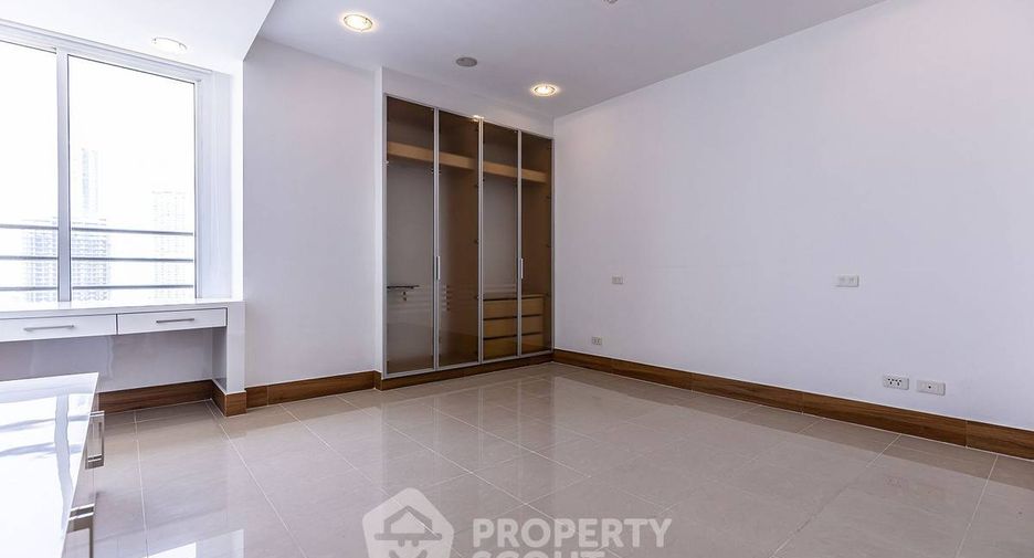 For sale 2 bedrooms condo in Jomtien, Pattaya
