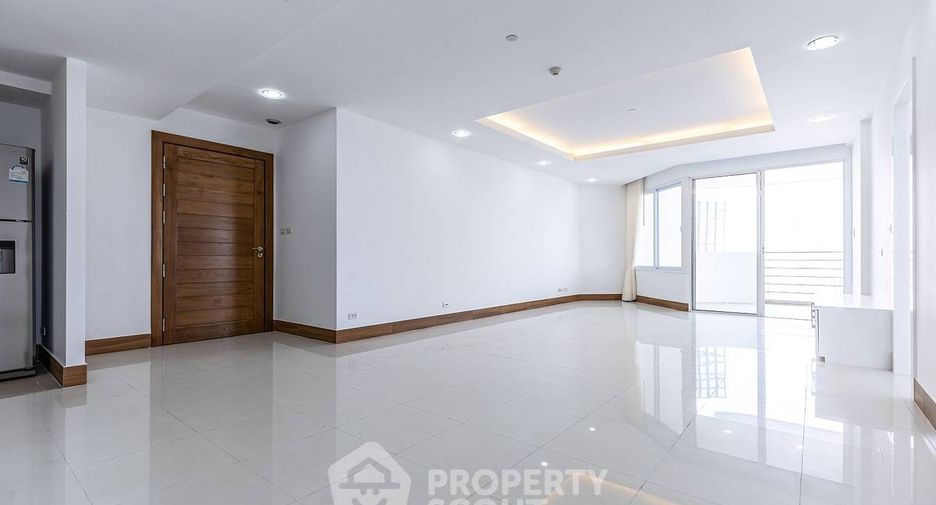 For sale 2 bedrooms condo in Jomtien, Pattaya