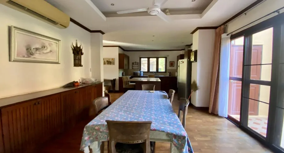 For sale and for rent 4 bedrooms villa in Mae Rim, Chiang Mai