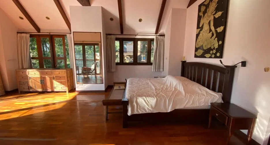 For sale and for rent 4 bedrooms villa in Mae Rim, Chiang Mai
