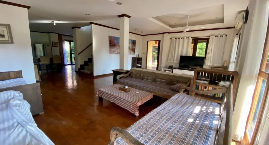 For sale and for rent 4 bedrooms villa in Mae Rim, Chiang Mai