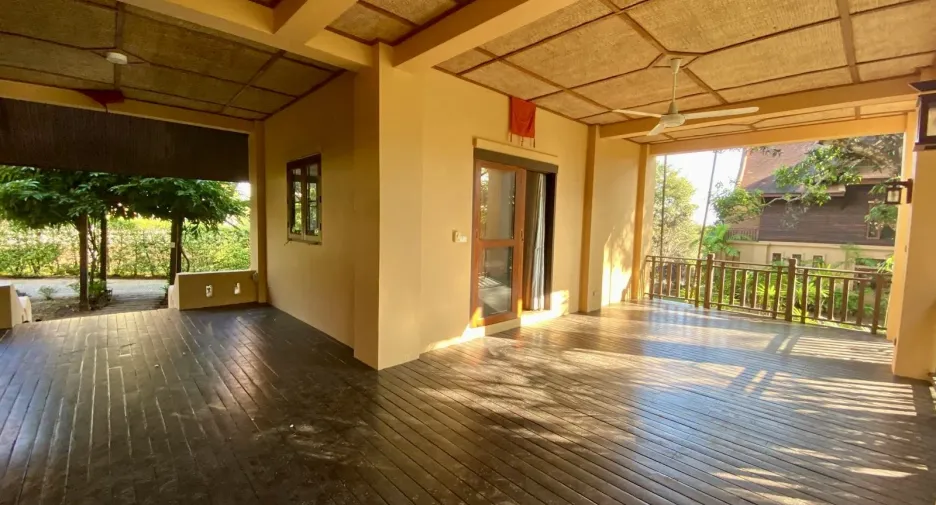 For sale and for rent 4 bedrooms villa in Mae Rim, Chiang Mai