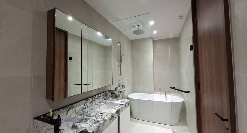 For rent 1 bed condo in Sathon, Bangkok