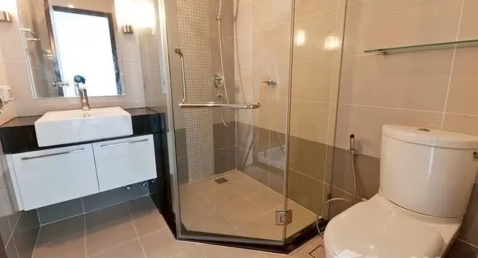 Продажа и аренда 2 спальни кондо в Банг Кхо Лаем, Бангкок