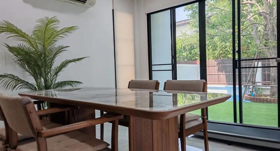 ขาย และ ให้เช่า 3 ห้องนอน บ้านเดี่ยว ใน ประเวศ, กรุงเทพฯ