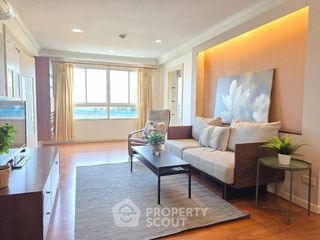 Condo en alquiler de 3 habitaciones en Yan Nawa, Bangkok