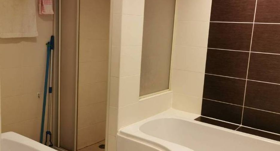 Аренда 3 спальни кондо в Ян Наща, Бангкок
