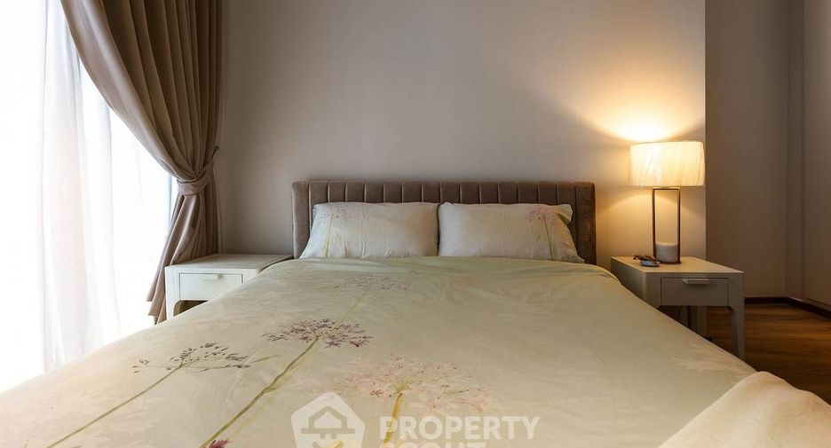 For rent 2 bedrooms condo in Khlong Toei, Bangkok