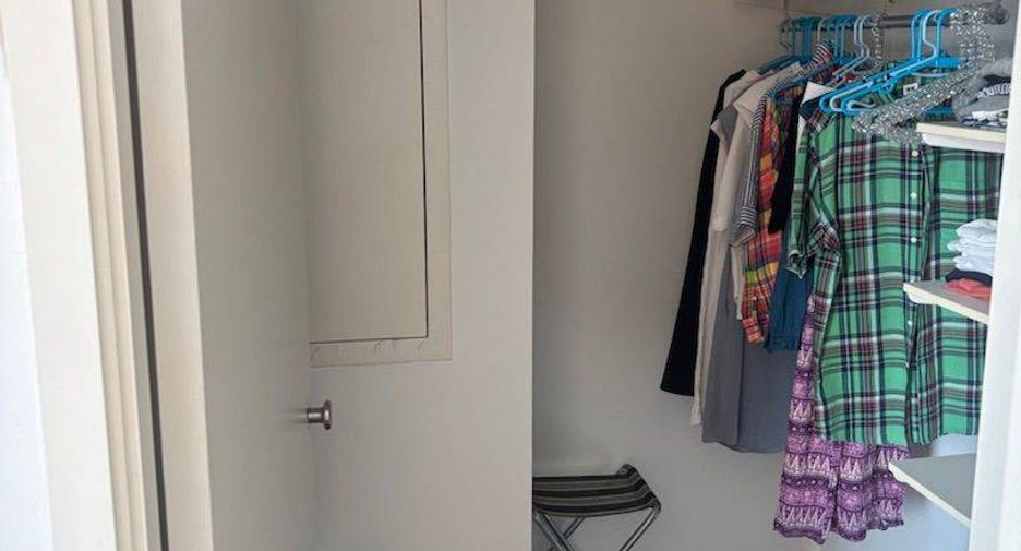 For sale 2 bedrooms condo in Pathum Wan, Bangkok
