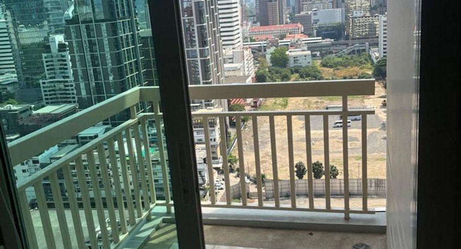 For sale 2 bedrooms condo in Pathum Wan, Bangkok
