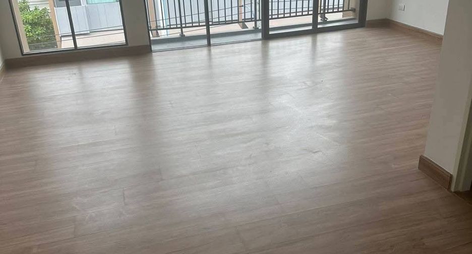For sale 3 bedrooms townhouse in Prawet, Bangkok