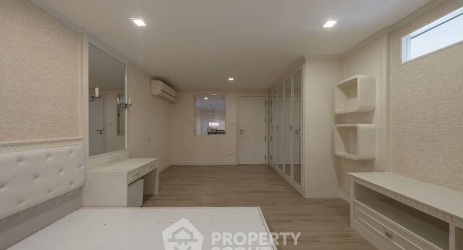 For rent そして for sale 2 ベッドルーム condo in Khlong Toei, Bangkok