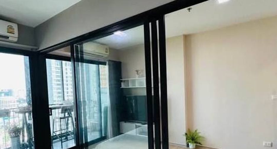 出售 1 卧室 公寓 在 Huai Khwang, 曼谷