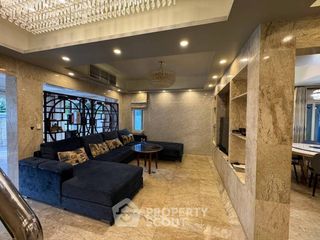 For sale 4 bedrooms villa in Bang Lamung, Chonburi