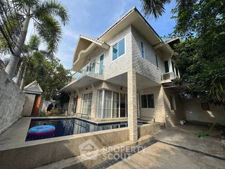 For sale 4 bedrooms villa in Bang Lamung, Chonburi