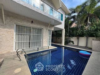For sale 4 bedrooms villa in Bang Lamung, Chonburi