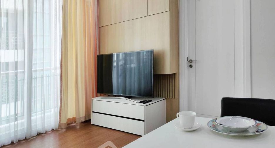 For rent and for sale 1 bed condo in Watthana, Bangkok