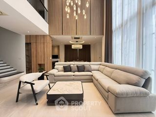 For sale 5 bedrooms house in Saphan Sung, Bangkok