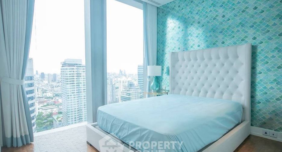 For sale 3 bedrooms condo in Sathon, Bangkok