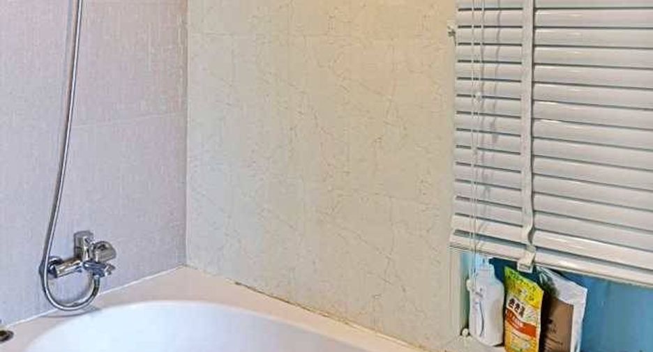 For sale 1 bed condo in Watthana, Bangkok