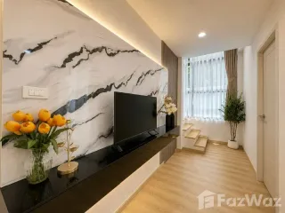 Casa adosada en venta y en alquiler de 4 habitaciones en Bang Lamung, Chonburi