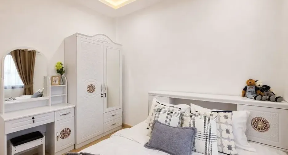 Casa adosada en venta y en alquiler de 4 habitaciones en Bang Lamung, Chonburi