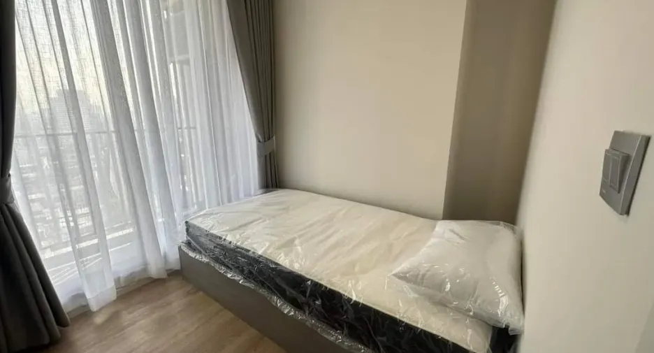 Аренда 2 спальни кондо в Банг Капи, Бангкок