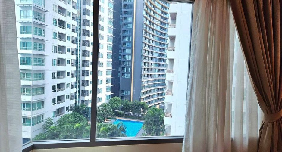 For rent 1 bed condo in Khlong Toei, Bangkok