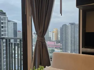 出租 2 卧室 公寓 在 Huai Khwang, 曼谷