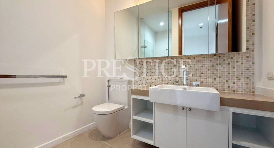 For rent 3 bedrooms condo in Bang Lamung, Chonburi