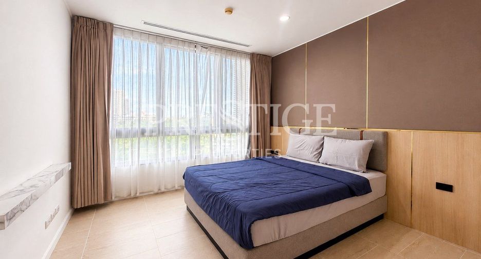 For rent 3 bedrooms condo in Bang Lamung, Chonburi