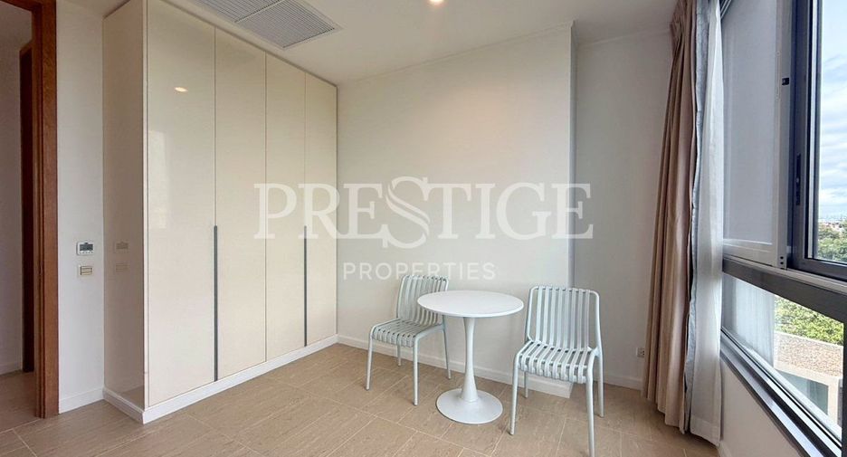 For rent 3 bedrooms condo in Bang Lamung, Chonburi