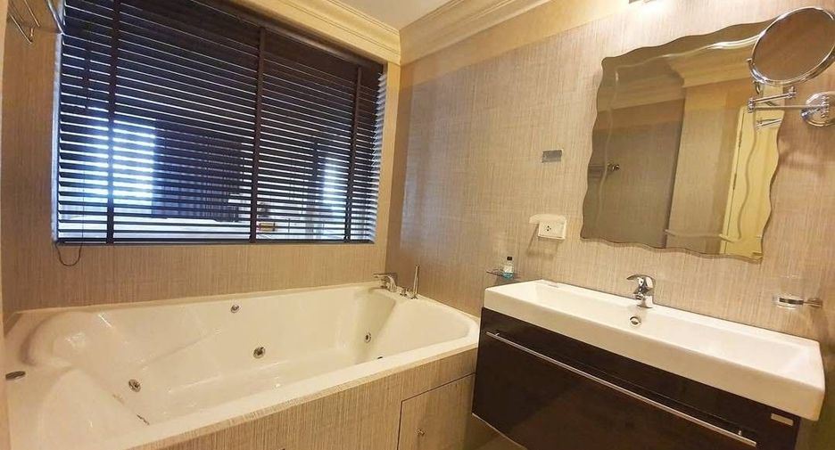 Wohnung zum Kauf mit 1 Zimmer in Watthana, Bangkok