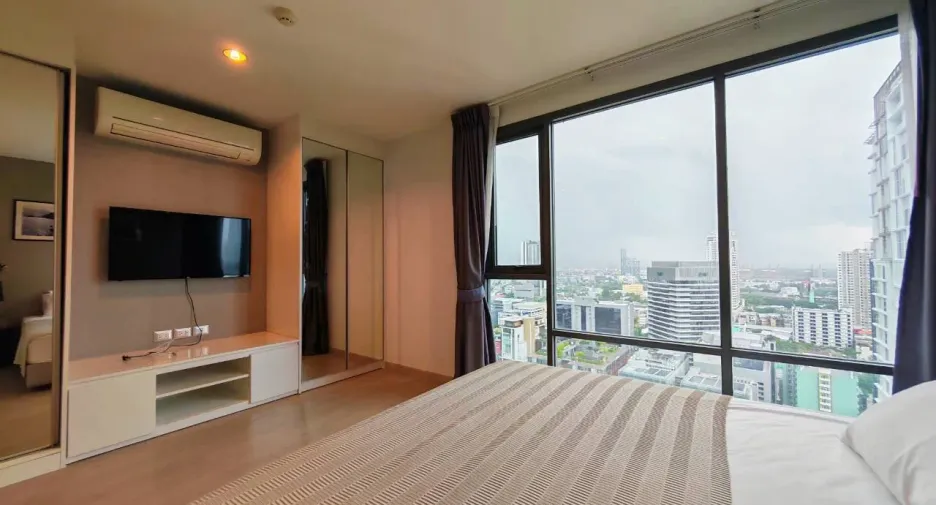 ขาย และ ให้เช่า 2 ห้องนอน คอนโด ใน คลองเตย, กรุงเทพฯ