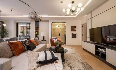 Продажа 4 спальни кондо в Щаттхана, Бангкок