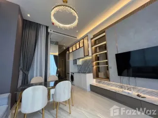 For rent 2 bedrooms condo in Bang Rak, Bangkok