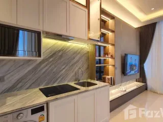 For rent 2 bedrooms condo in Bang Rak, Bangkok