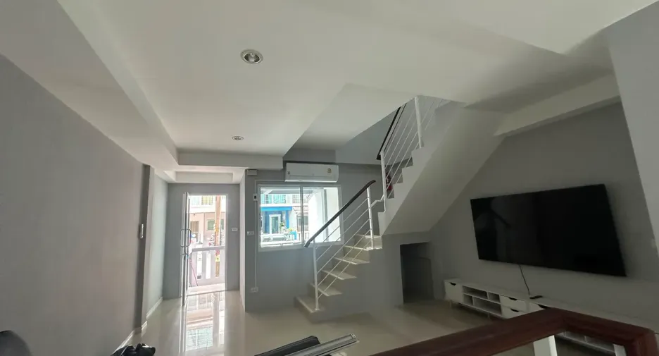 For sale 2 bedrooms townhouse in Jomtien, Pattaya