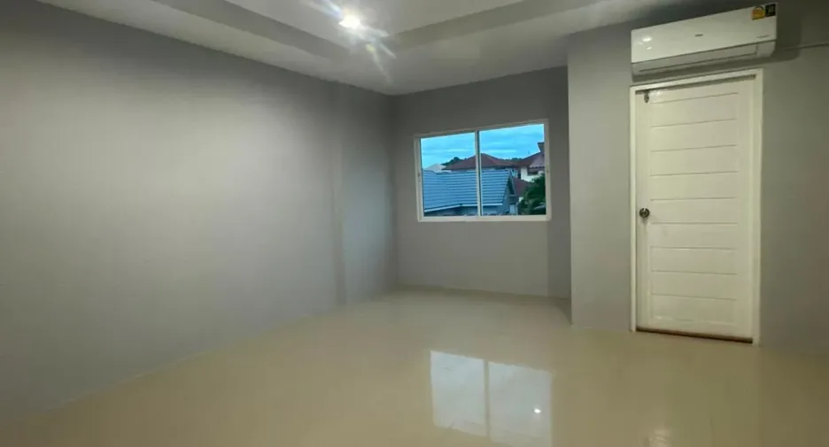 For sale 2 bedrooms townhouse in Jomtien, Pattaya