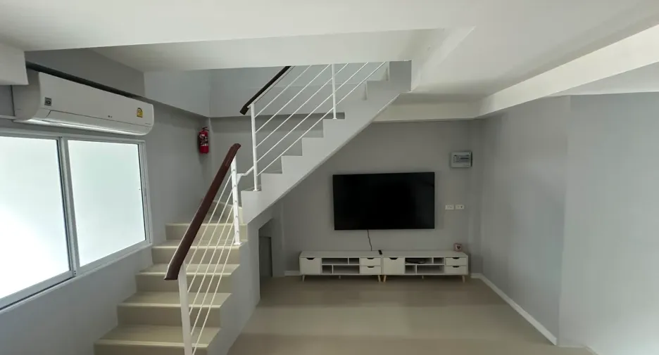 For sale 2 bedrooms townhouse in Jomtien, Pattaya