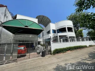 À vendre 3 chambres maison à Wang Thonglang, Bangkok