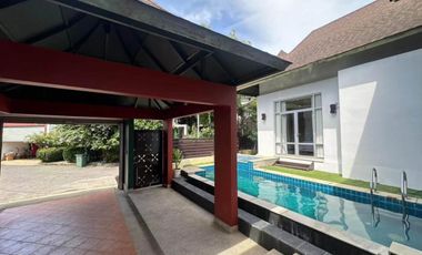 À vendre 4 chambres maison à Jomtien, Pattaya