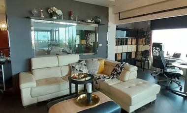 À vendre 2 chambres condo à Bang Na, Bangkok
