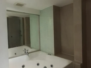 À vendre 2 chambres condo à Bang Na, Bangkok