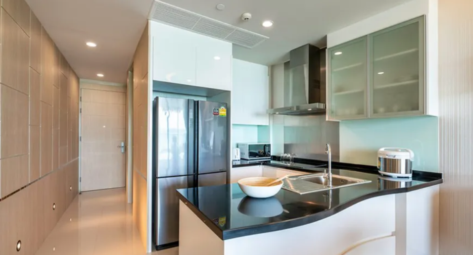À vendre 2 chambres condo à Na Jomtien, Pattaya