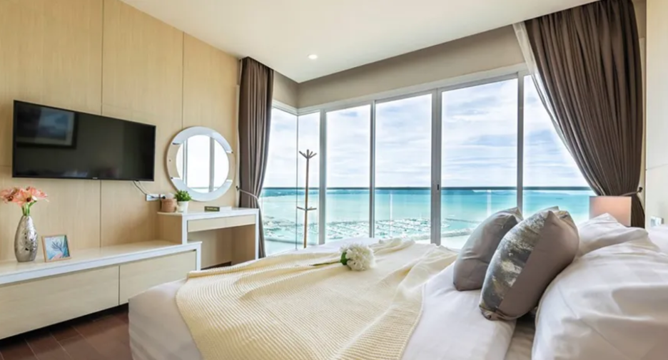 À vendre 2 chambres condo à Na Jomtien, Pattaya